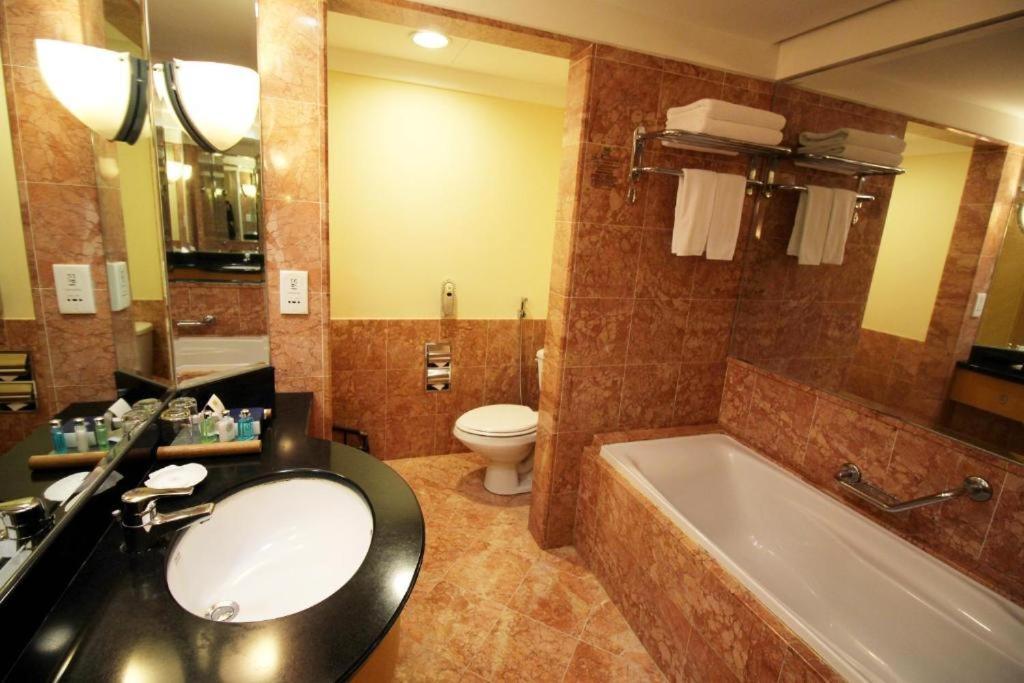 Royale Chulan Hotel